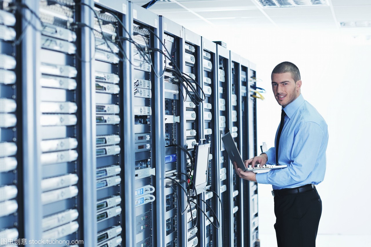 科技浪潮中的新工匠 當(dāng)年輕工程師遇見(jiàn)服務(wù)器機(jī)房